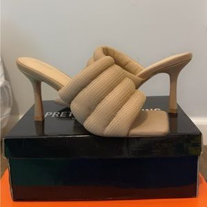 Tan Heels